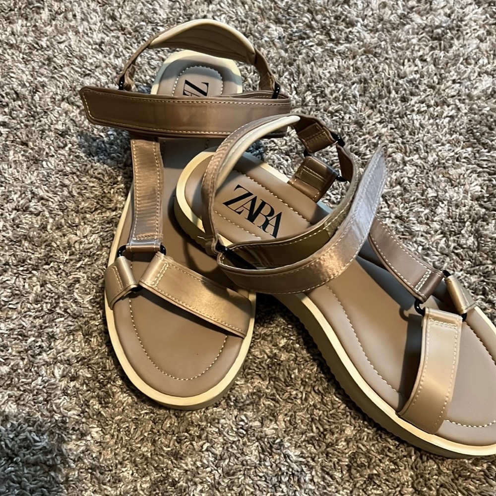 Perfect summer sandals, extremely comfortable